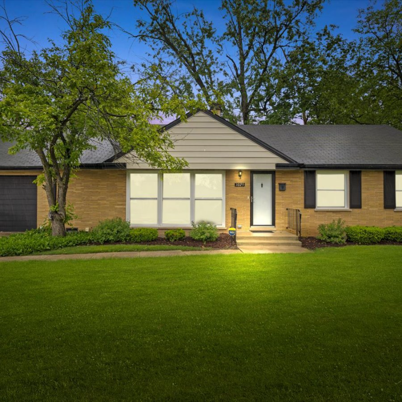 1025 Suffolk Ave - Photo 2 of 36