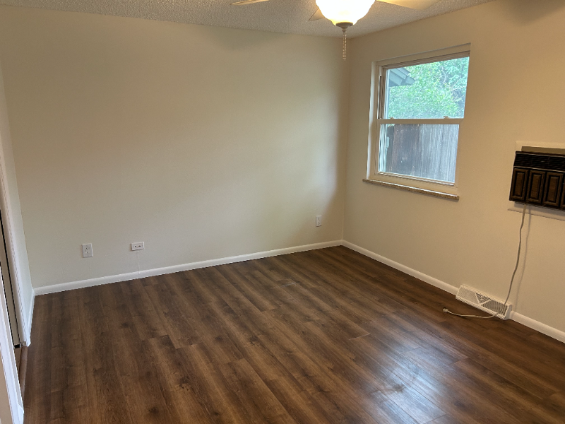 2620 Lloyd Circle - Photo 7 of 20