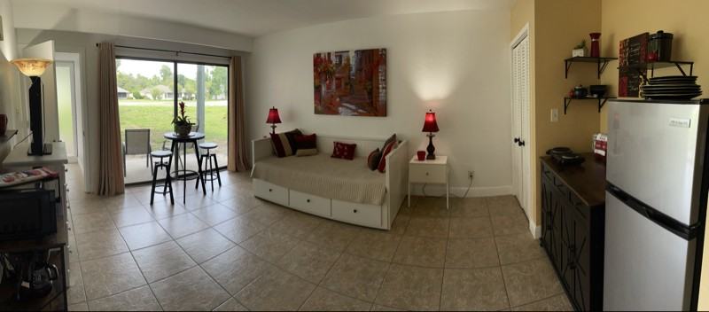 173 Palm View Ct #B - Photo 2 of 13