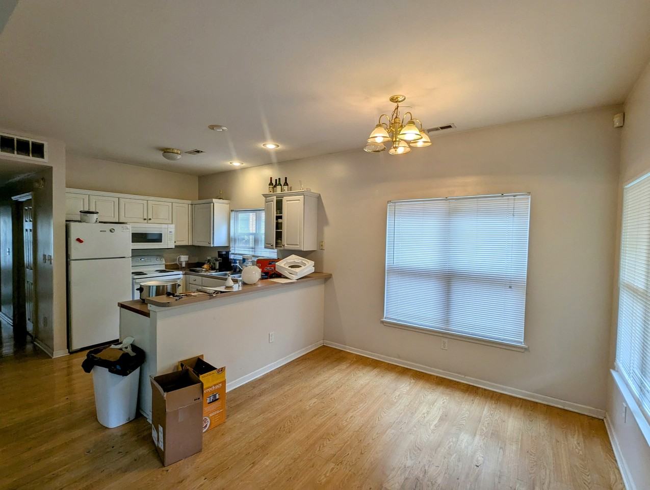 911 Arkansas Street - Photo 3 of 19