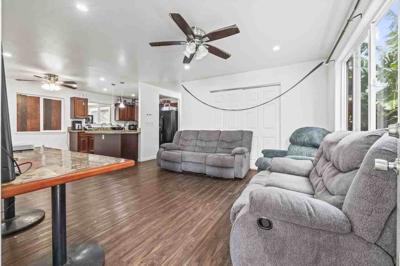 Smith - Kaipapau Lp. DOWNSTAIRS - Photo 2 of 10