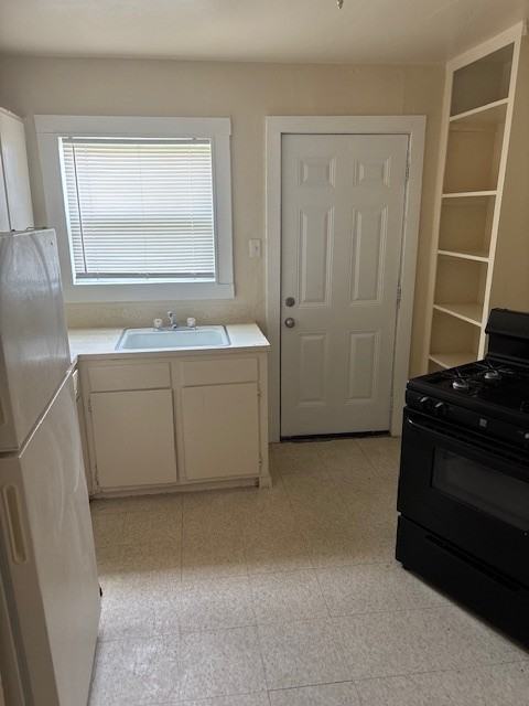 808 STETSON AVENUE - Photo 4 of 6