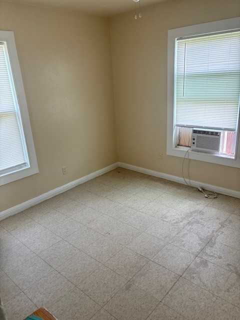 808 STETSON AVENUE - Photo 6 of 6