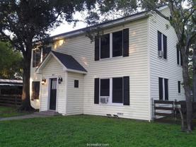814 Banks Ave #A - Photo 1 of 1