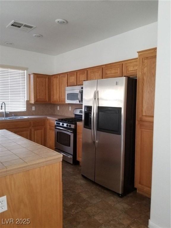 10637 Nevada Falls Ave - Photo 3 of 23