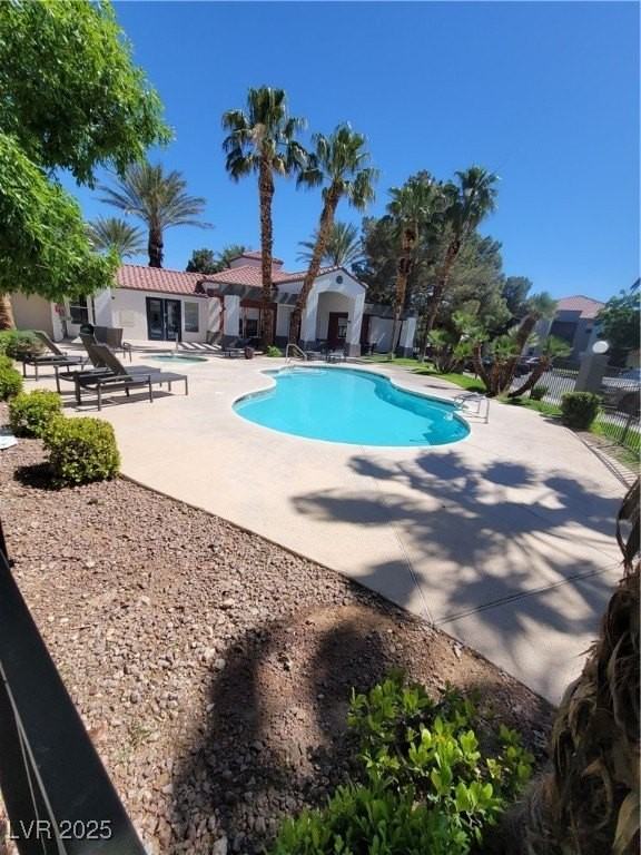 7413 West Russell Road #107 - Photo 5 of 48