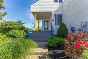 featured image of 13 Delmar Ln