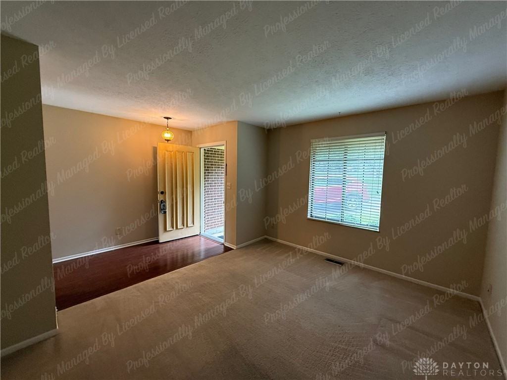 4420 Edelweiss Dr - Photo 5 of 33