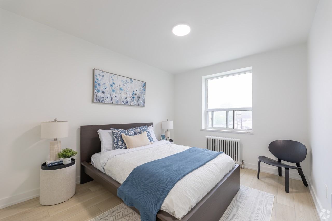 1170 Fennel Avenue East - Photo 7 of 13