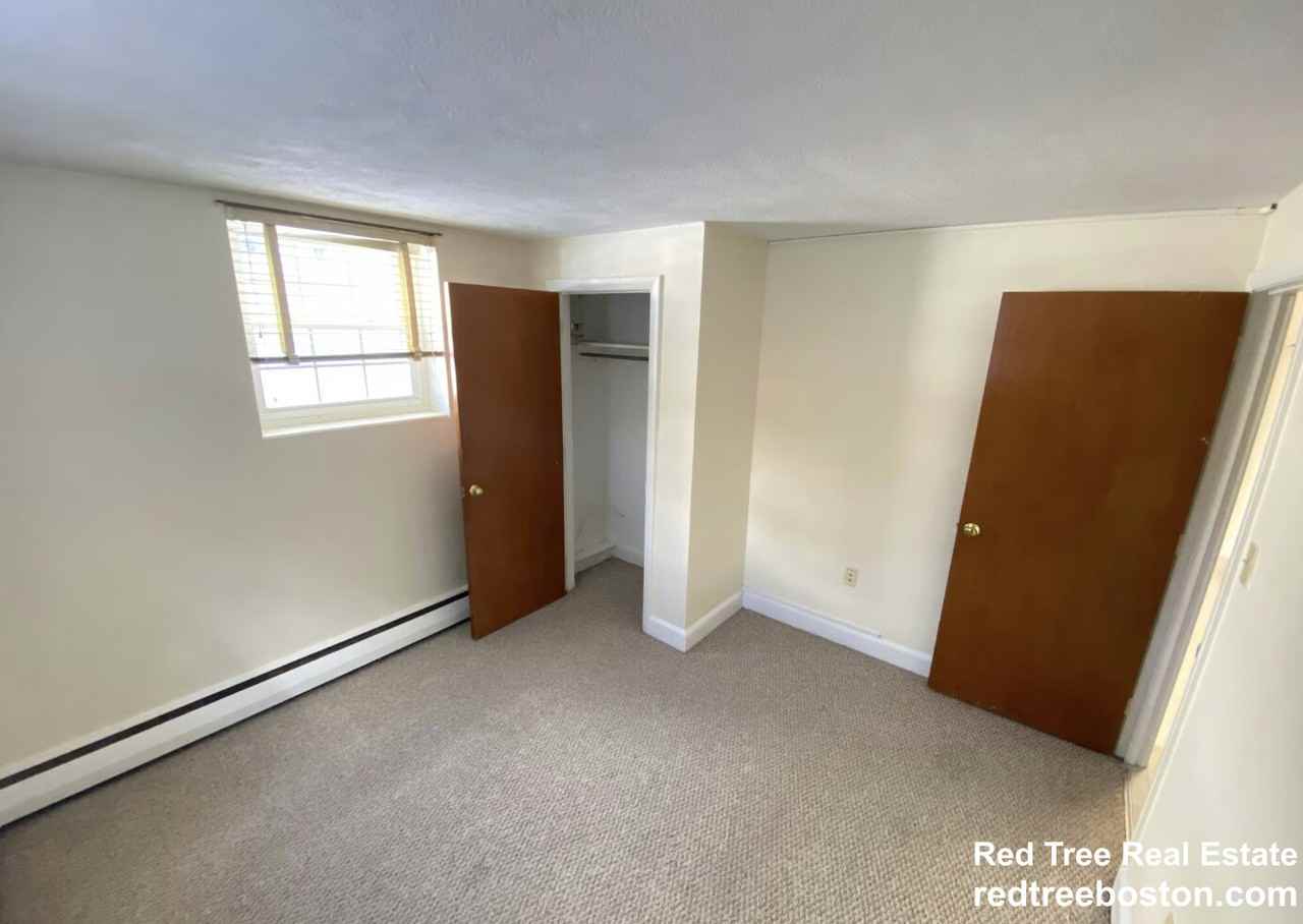 12 Brattle Dr #3 - Photo 2 of 10