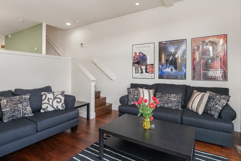 213 26th Ave E #B - Photo 6 of 27