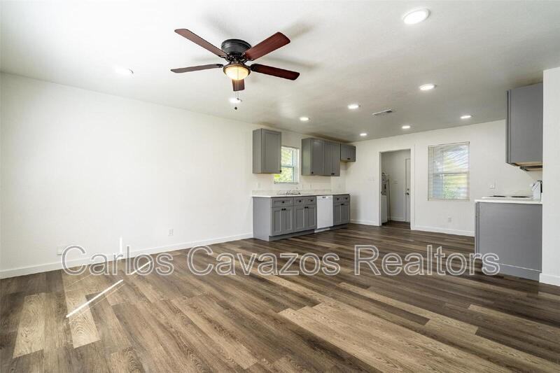1829 Mount Pleasant Dr - Photo 3 of 7