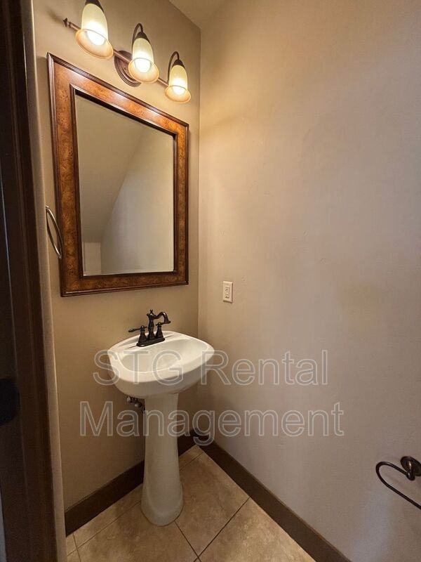 74 Westsouth - Photo 7 of 40
