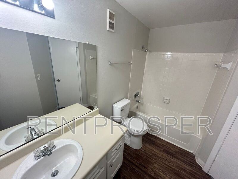 4760 Walden Cir #527 - Photo 6 of 17