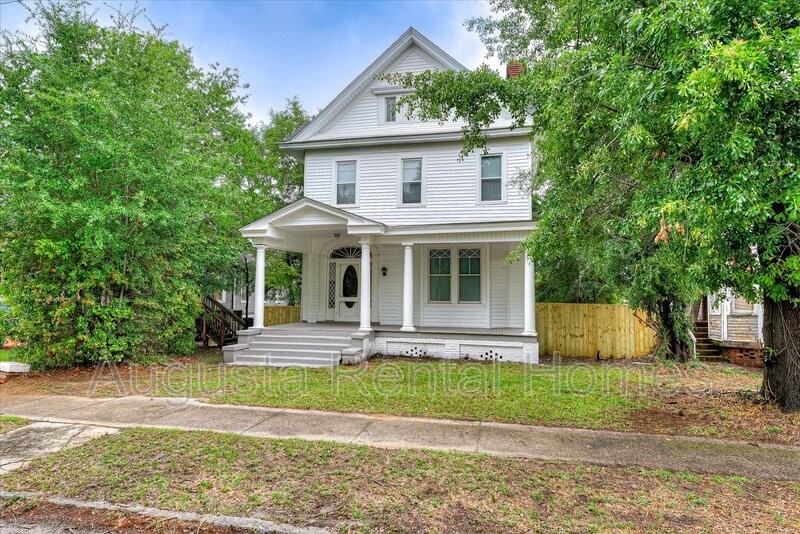 2349 Wrightsboro Rd - Photo 2 of 32