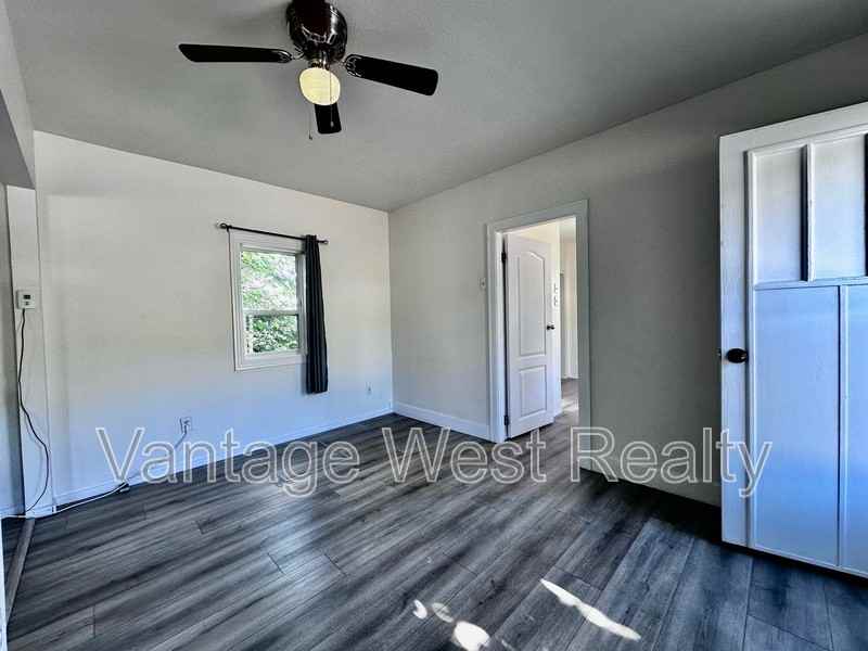 1285 Latta Rd - Photo 7 of 14