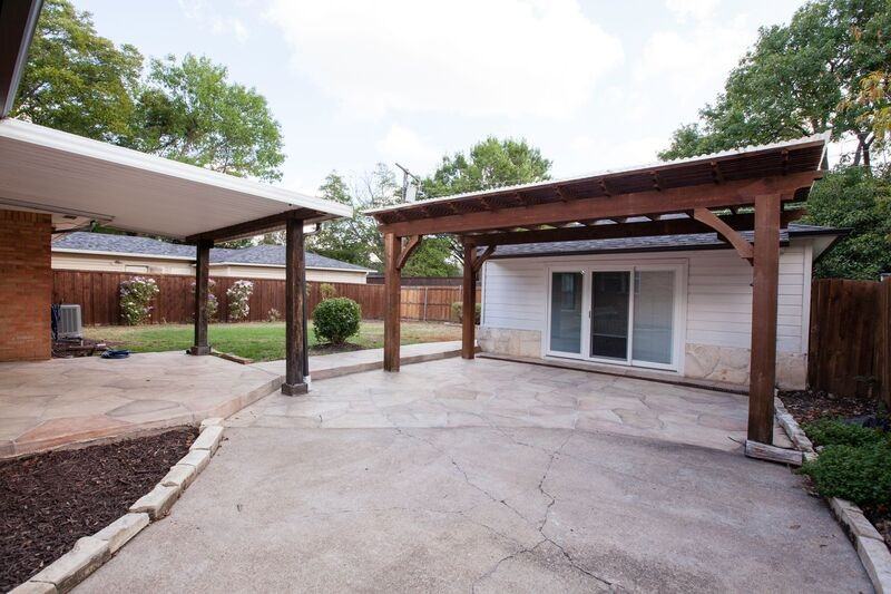 10140 Shadyview Dr - Photo 2 of 38