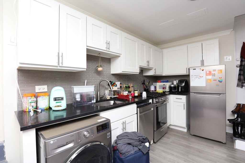 ROSCOE + BROADWAY #GD - Photo 3 of 17