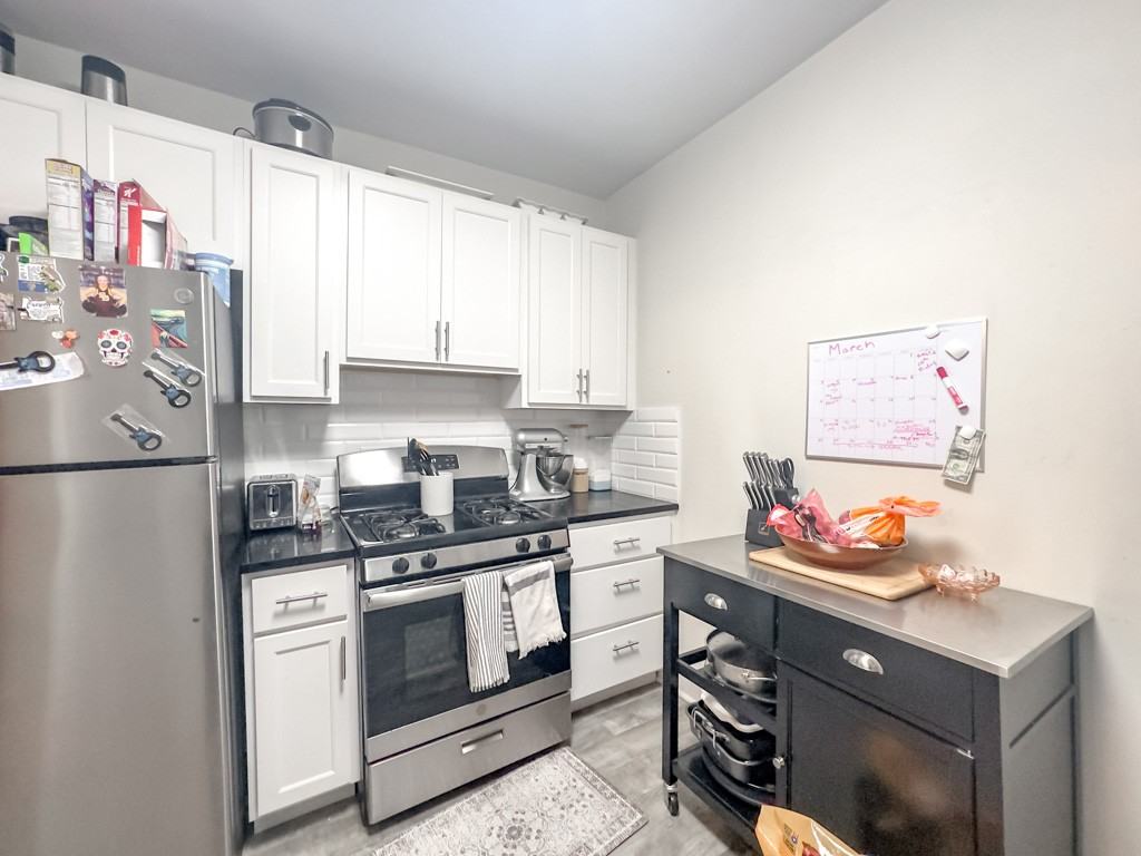 918 Green Bay Rd #2D - Photo 3 of 21