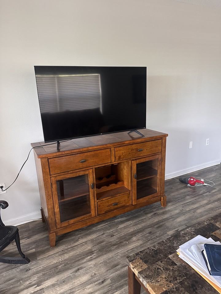 136 N Verona Ave #103 - Photo 3 of 9