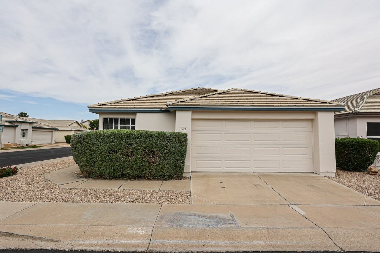 15831 N 6th Ave - Photo 5 of 40