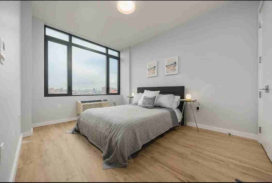 276 Grand Concourse - Photo 2 of 5