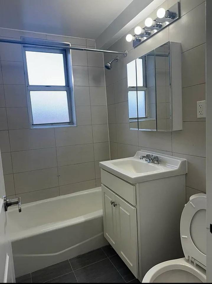 2074 Cropsey Ave - Photo 3 of 5