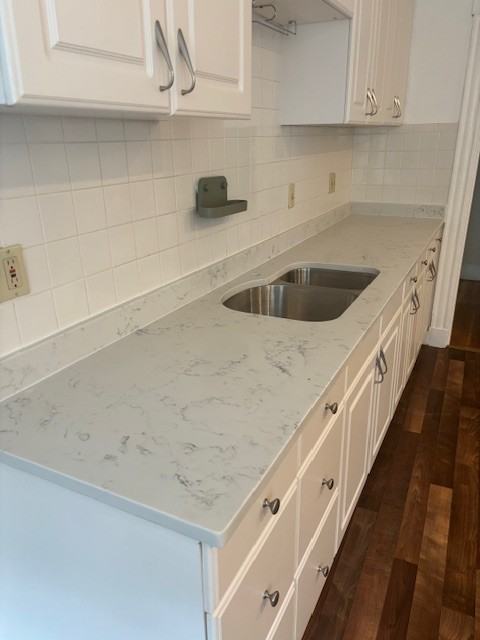 144 Columbia St #1 - Photo 2 of 10