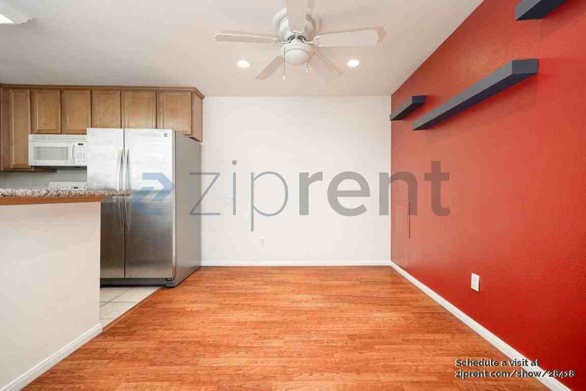 3454 Castle Glen Dr #226 - Photo 7 of 17