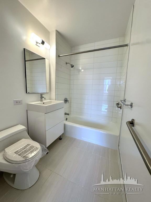 W 48th St #18A - Photo 7 of 10