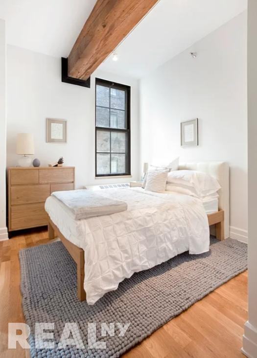 Washington St #2G - Photo 3 of 8