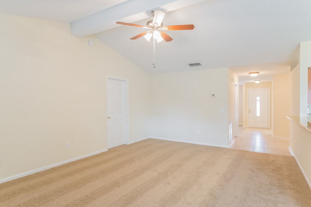 409 Sweet Jasmine Way - Photo 3 of 17