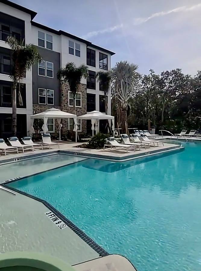 6981 Waterset Blvd - Photo 4 of 20