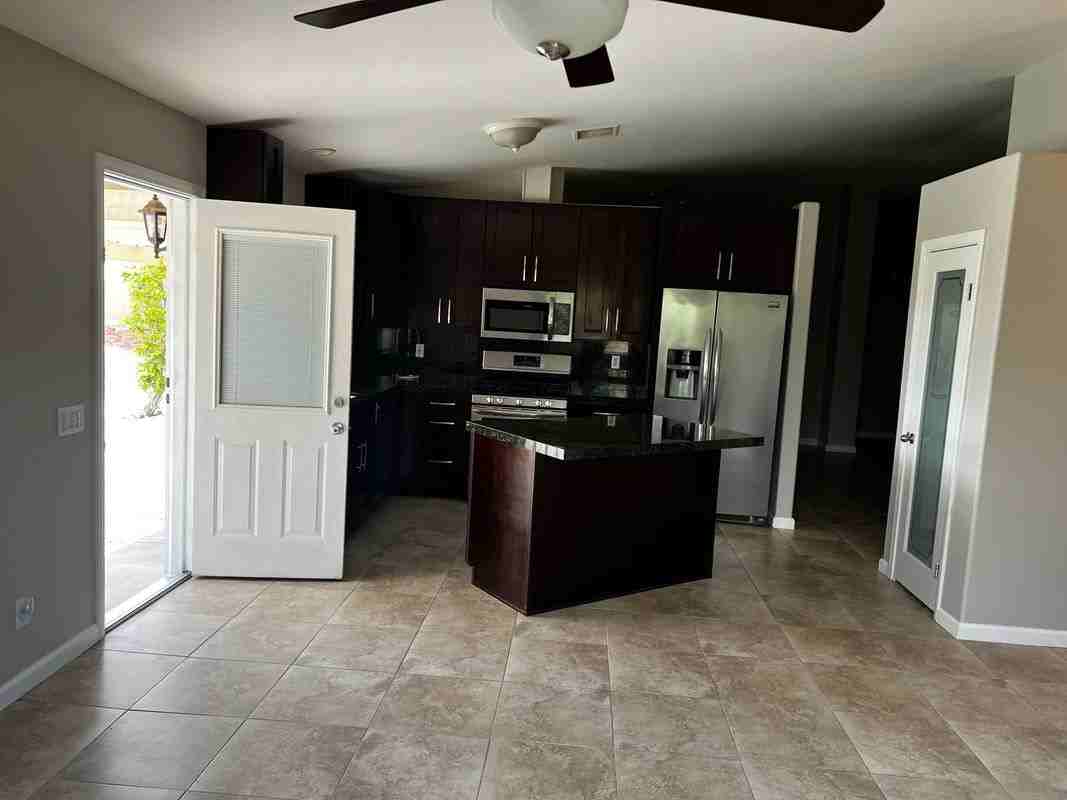 41760 Jamaica Sands Dr - Photo 7 of 22