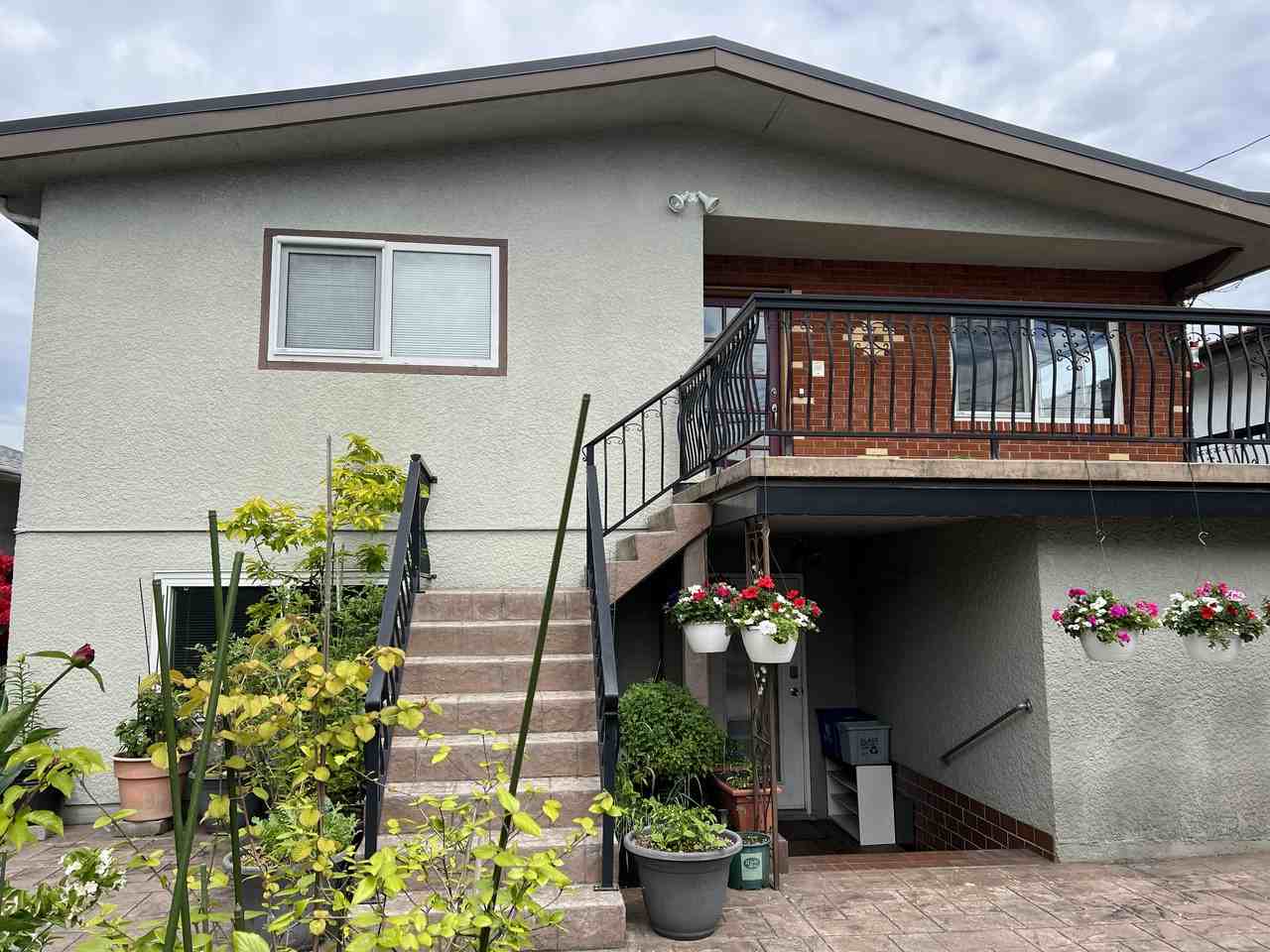 2668 East 1st Avenue - Photo 2 of 27