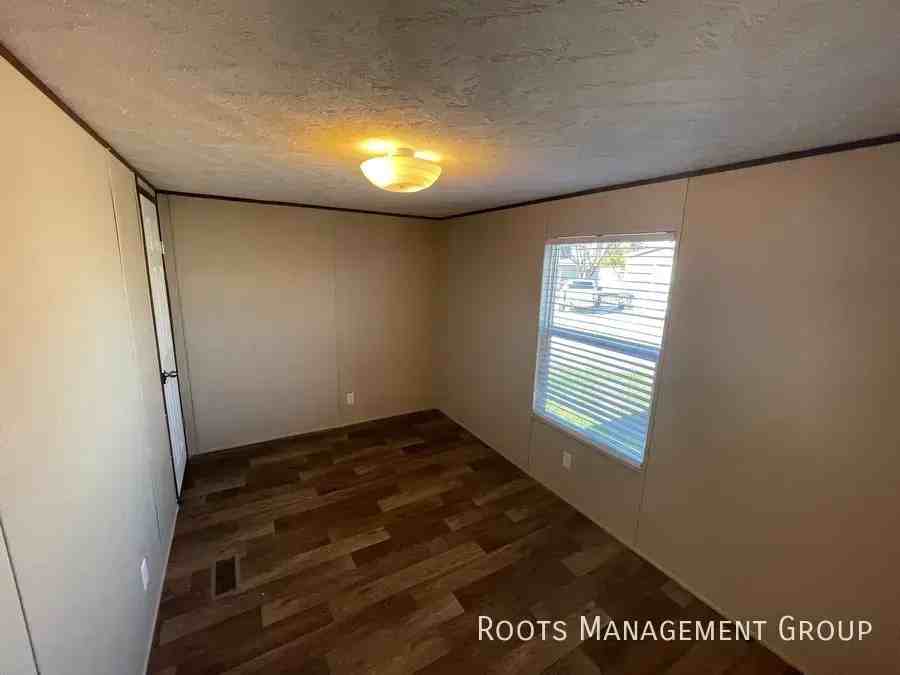 105 Becky Dr #105 - Photo 6 of 24