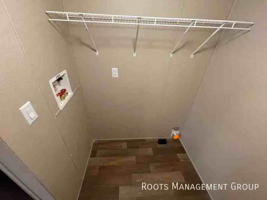 105 Becky Dr #105 - Photo 7 of 24