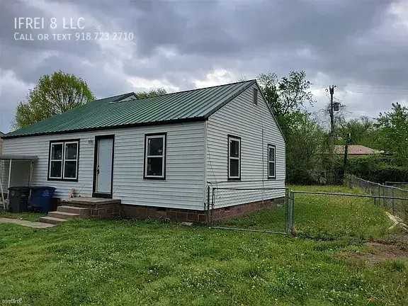 1557 N Irvington Ave