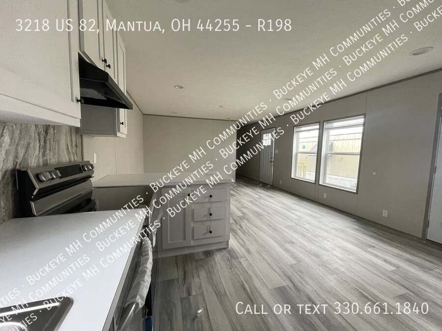 US 82 & #R198 - Photo 2 of 20