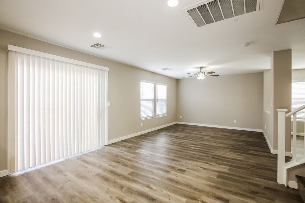 5048 Charlo Dr - Photo 6 of 17