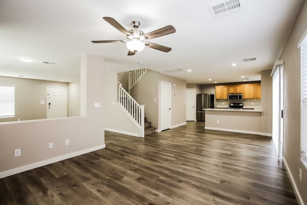 5048 Charlo Dr - Photo 7 of 17