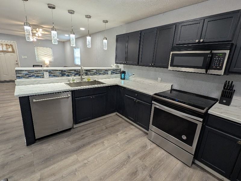 511 Goliad St - Photo 4 of 15