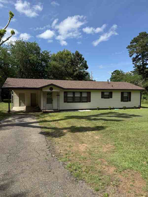 1106 Dawn St - Photo 2 of 14