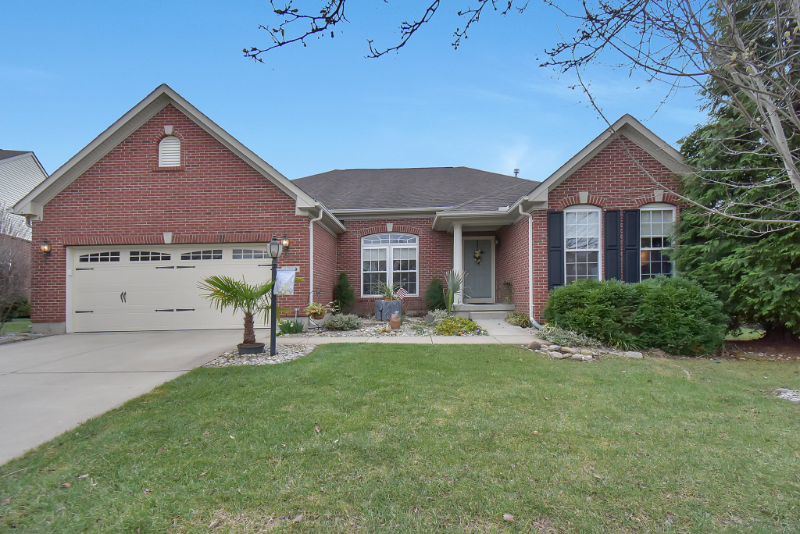 1312 Oakhurst Ct - Photo 2 of 19