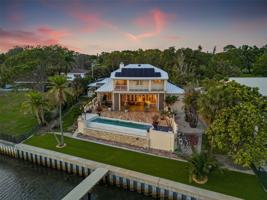 featured image of 2400 Pinellas Point Dr S