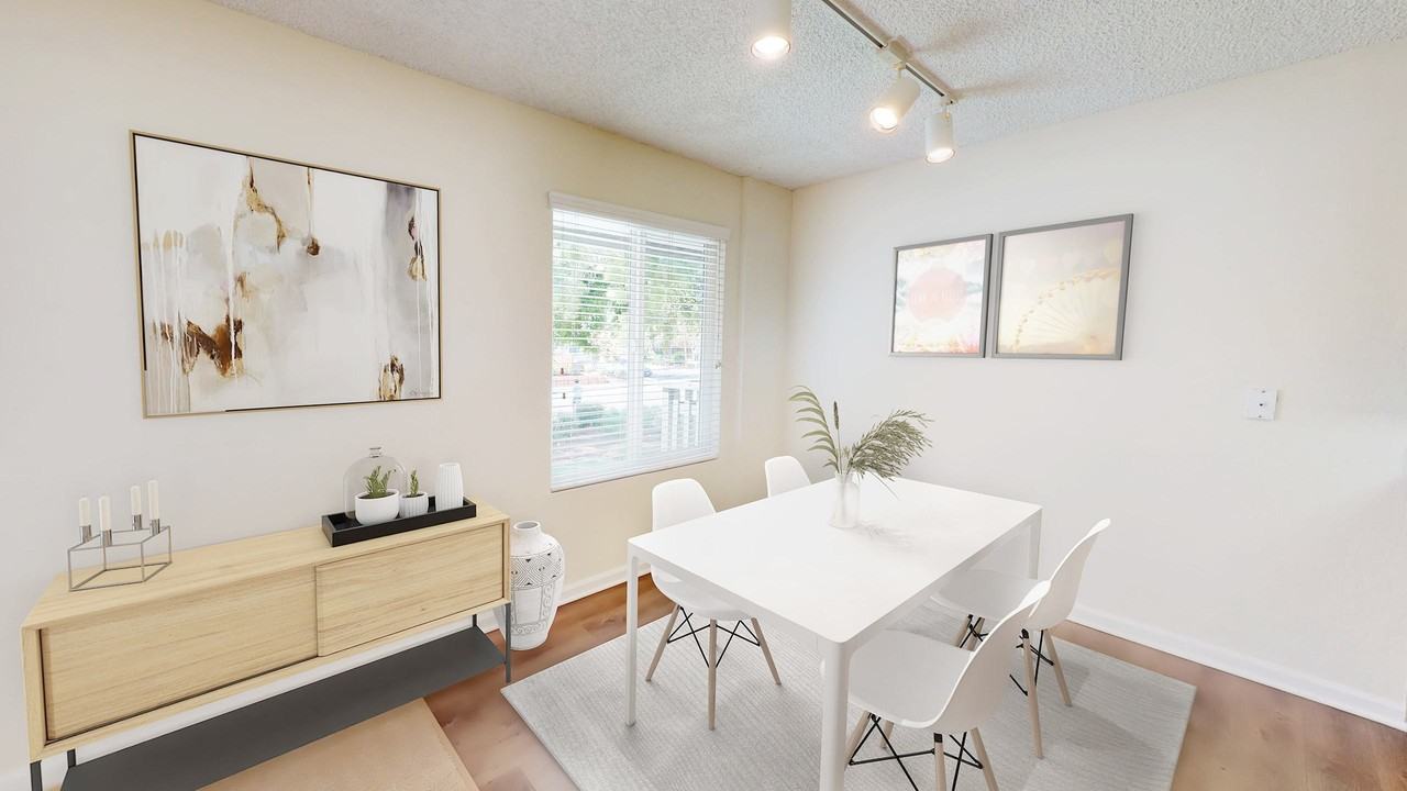 Pleasanton Glen Apartments - Photo 3 of 12