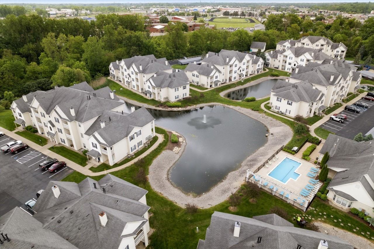 Quail Hollow at the Lakes - Photo 6 of 37