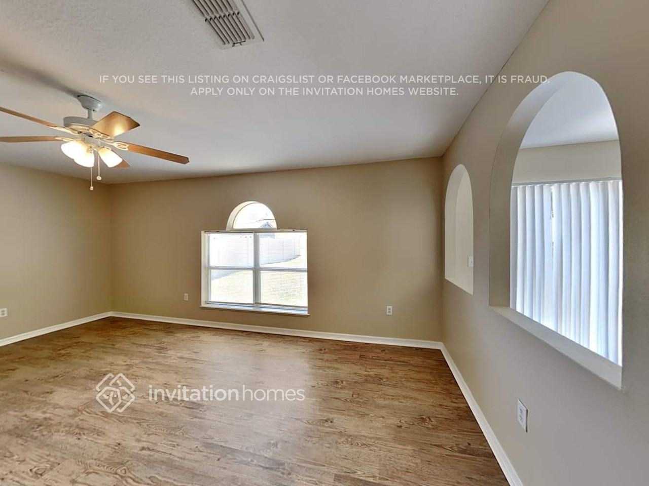 437 Hammerstone Ave - Photo 4 of 23
