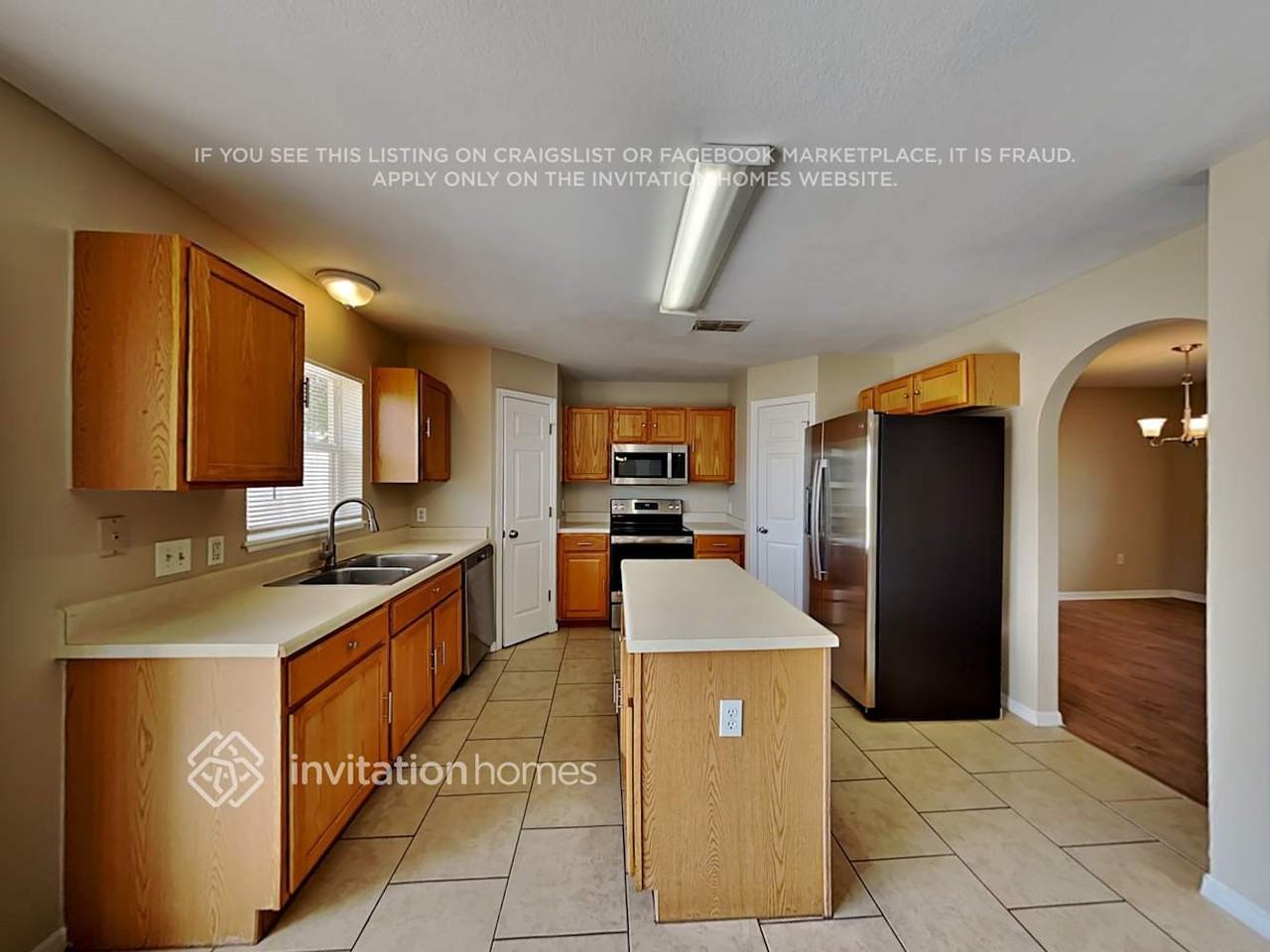 437 Hammerstone Ave - Photo 7 of 23