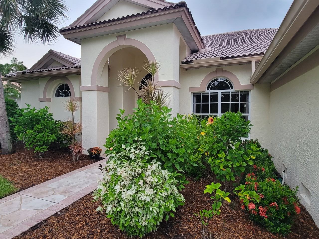 14455 Silver Lakes Circle - Photo 2 of 15